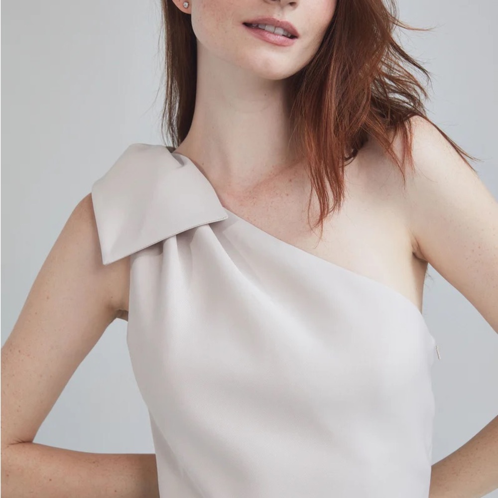 Elegant One-Shoulder Cream Top